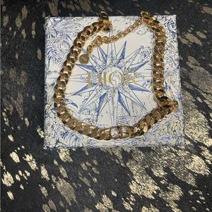 Dior gold Etoile choker